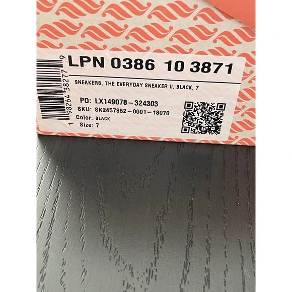 Fabletics The Everyday Sneaker II Black Knit Lace Up Athletic Women's Size 7 - Picture 6 of 7